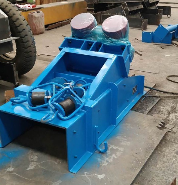 振动给料机 共威机械 矿用专属 喂料稳定 按需定制