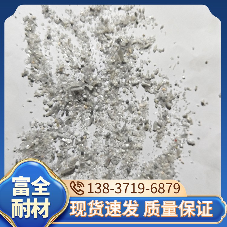 莫来石相大大高于烧结产品，具有良好的耐火性