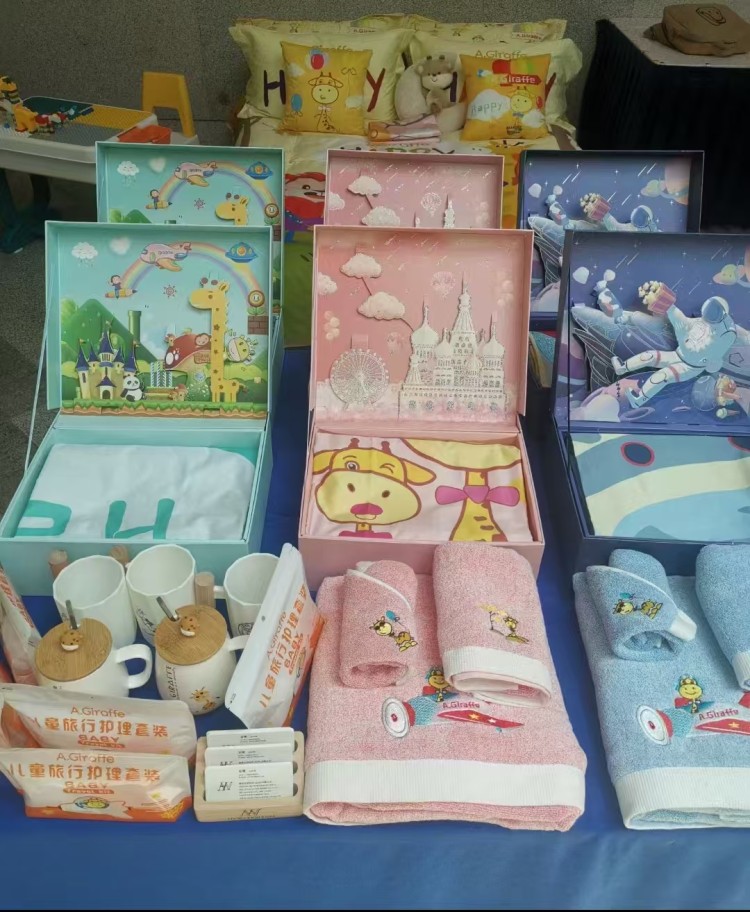 酒店民宿客房易耗品 套件一次性梳子定制LOGO 鑫艺诚