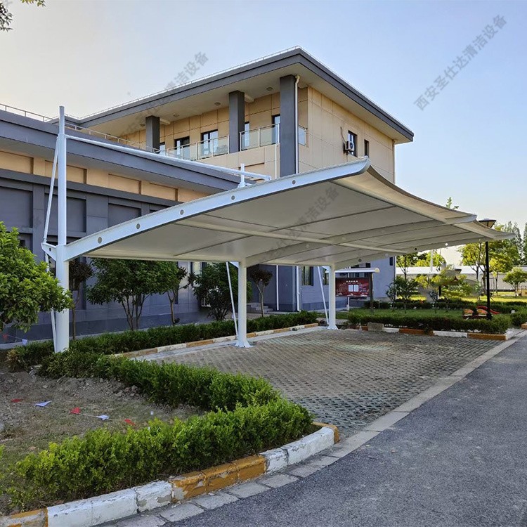 看这里！膜结构停车棚，凭独特支撑，高效利用空间