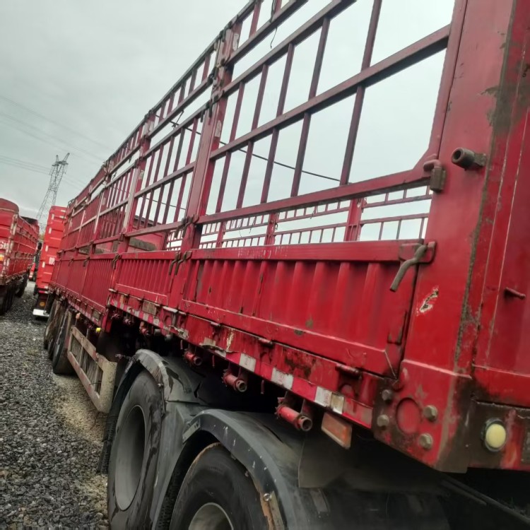 江淮K7半挂牵引车 21年9月 560马力东康国六 车头