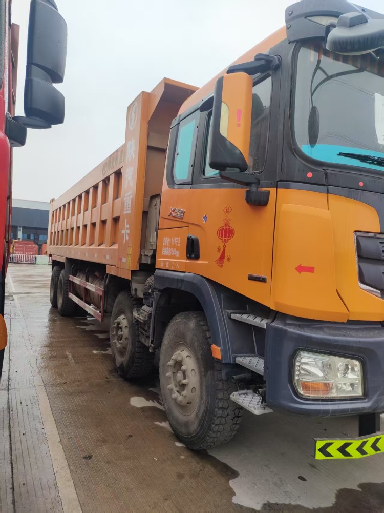 二手陕汽德龙X3000 8米6货箱自卸货车 前四后八 国五工程自卸车