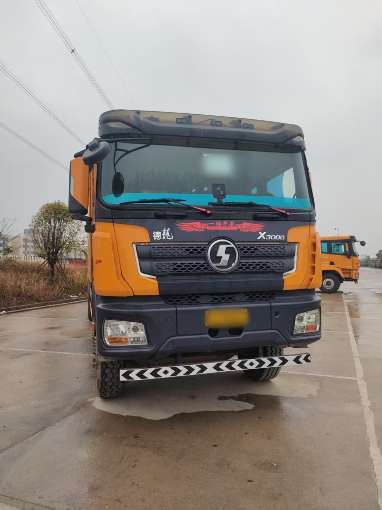 前四后八自卸车 德龙X3000国五排放 潍柴430 8.6米
