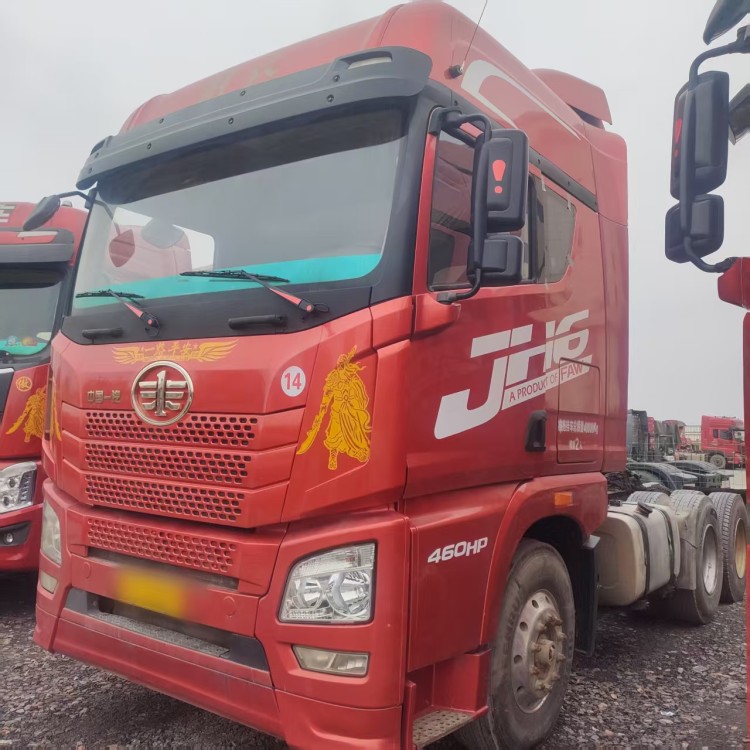 二手东风天龙KX 600马力康明斯发动机国六 牵引车