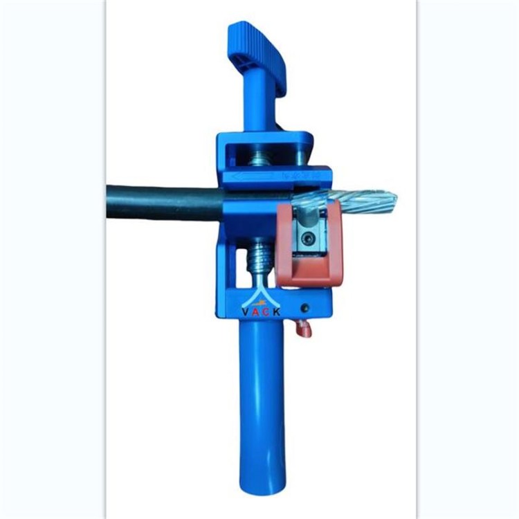 导线端头遮蔽罩、带电作业工器具和安全防护用具