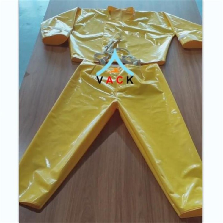 绝缘衣、各种安全防护用具