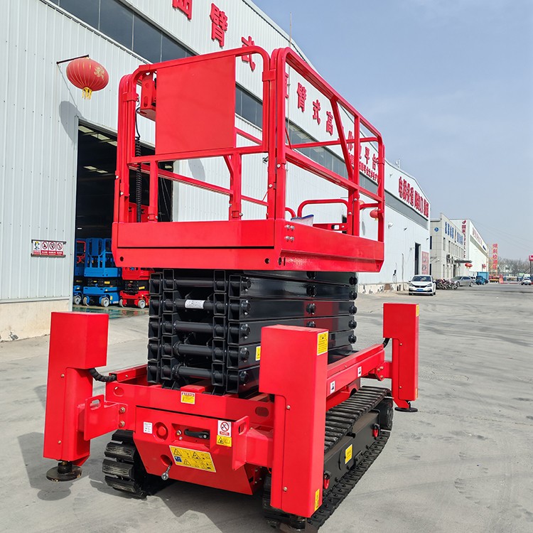 快速切换场地，履带自行走升降平台超灵活