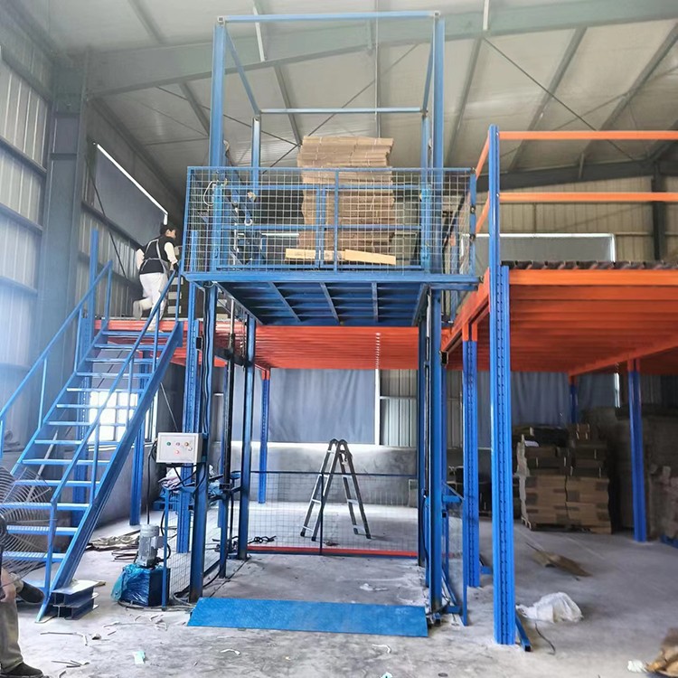 智能精准操控，货梯操作简便超省心