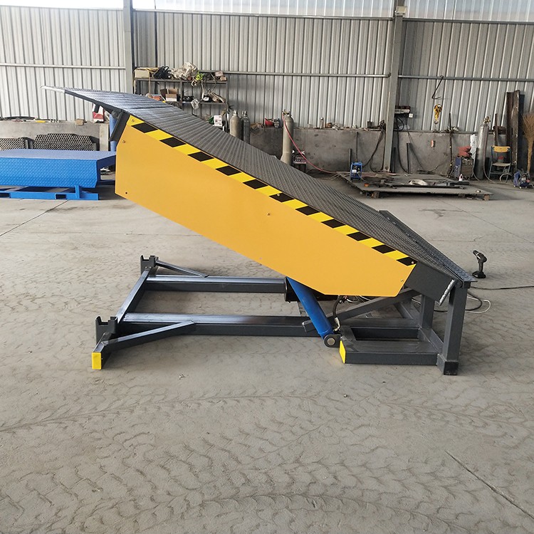 坚固耐用，固定式登车桥品质值得信赖