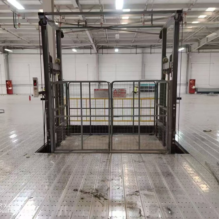 重载运输无忧！导轨式升降货梯超稳