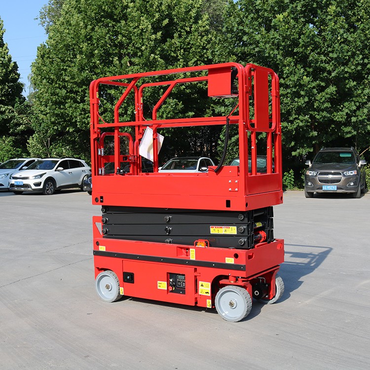 安全稳定，自行走剪叉式升降机，建筑装修好帮手