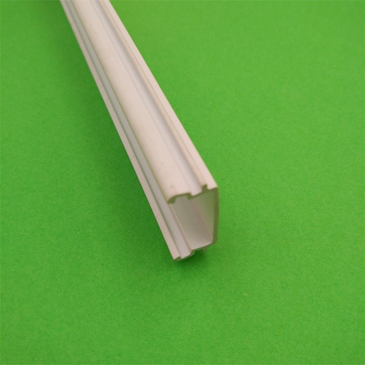 PVC压盖条 经久耐用 专业保障 厂家供应