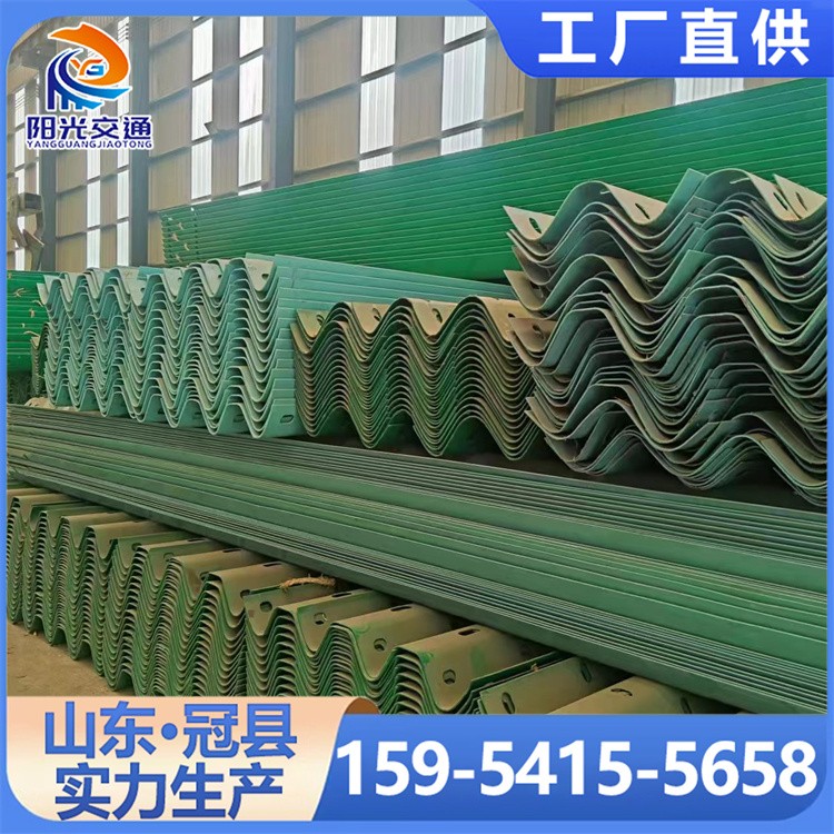 市政道路护栏 马路中央防撞栏杆  厂家直供