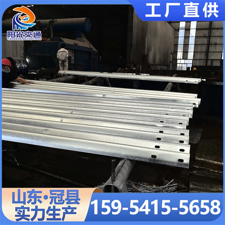 高速护栏  乡村道路波形护栏 可进场安装 源头厂家