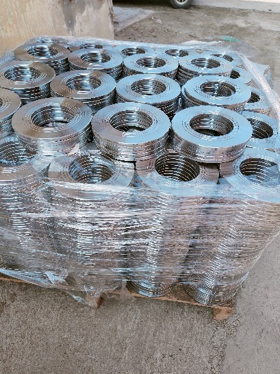 丰安业厂家直供垫片，冲压件，挤压件，热扩法兰