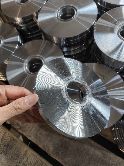 丰安业厂家直供法兰毛坯厂家、冲压异形形件、异形法兰毛坯，冲压圆片，方形法兰盘