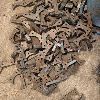 丰安业工矿配件、定位圈、法兰毛坯、锻打法兰毛坯、监控立杆底盘、 冲压异型件