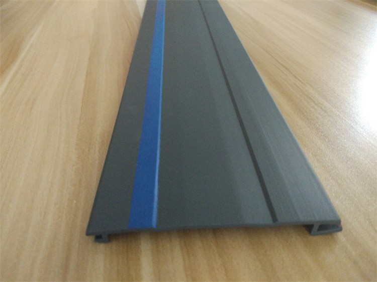 田实 共挤盖板 具有较好的耐腐蚀性 绝缘性和加工性能