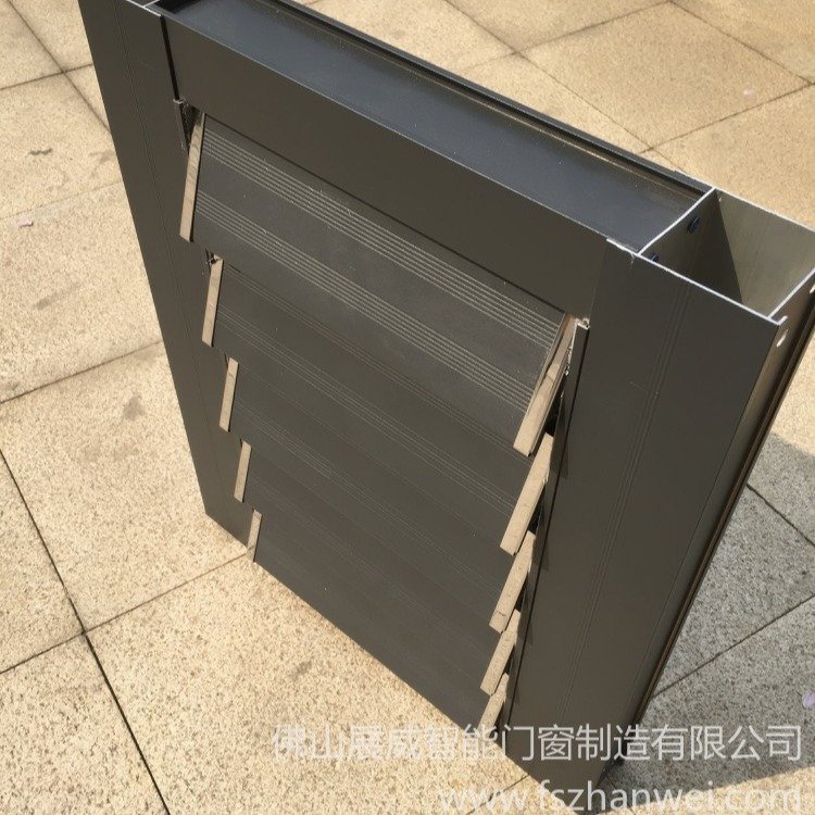 展威智能电动百叶窗ZW-BY001 铝合金窗体尺寸可定制