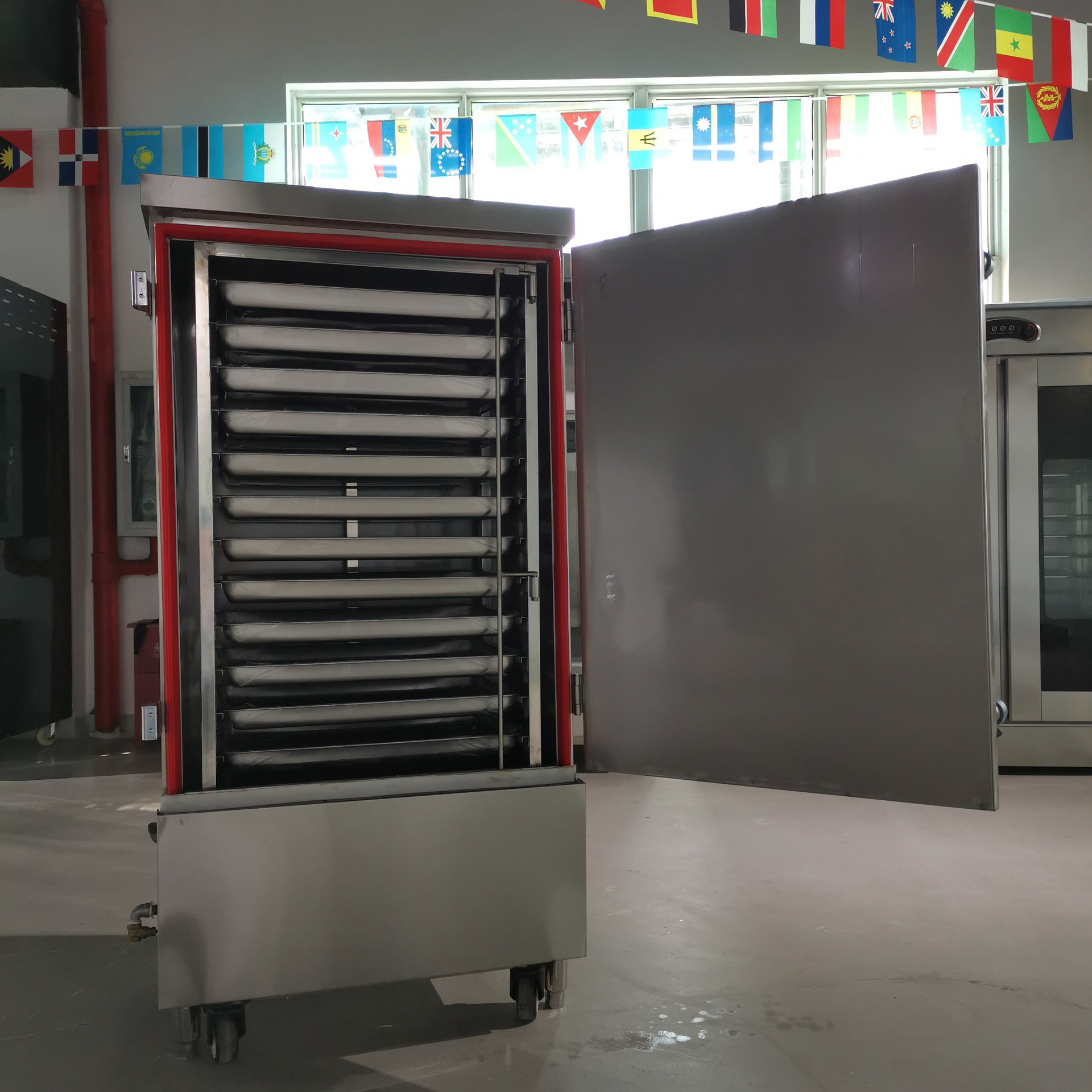 推车式自动进水蒸饭设备 供应300人600人蒸饭机 饭店海鲜蒸箱