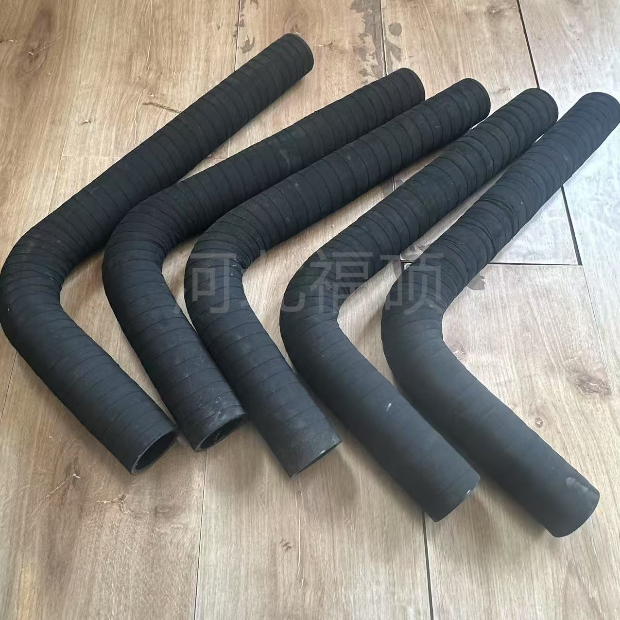 福硕厂家定制 橡胶弯管 90°直角 异形加布橡胶管