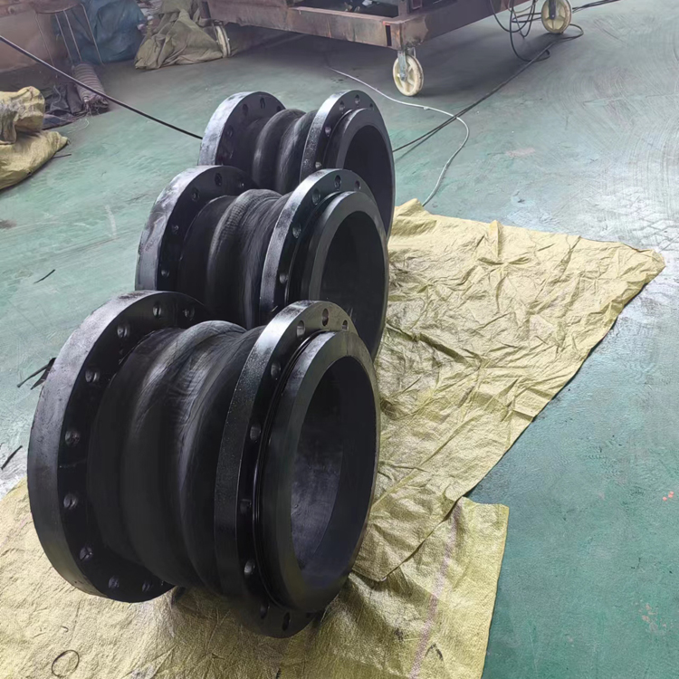 法兰式橡胶软接头 福硕 橡 胶膨胀节球形橡 胶补偿器