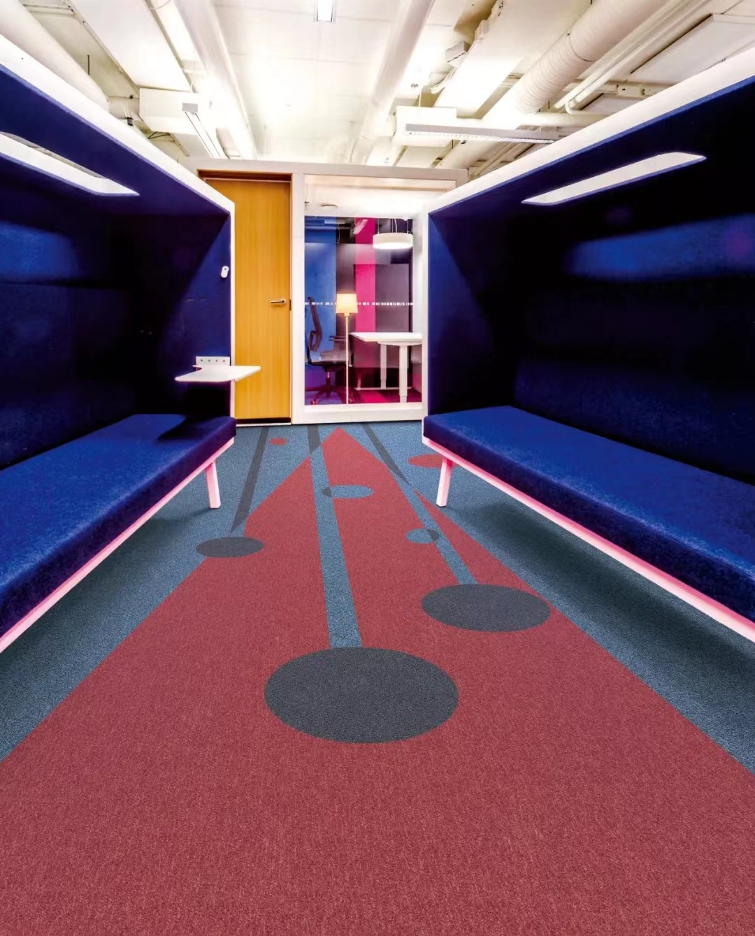 鑫艺诚设计 酒店客房走廊地毯 尼龙羊毛 可定做 阻燃B1级 专业安装团队