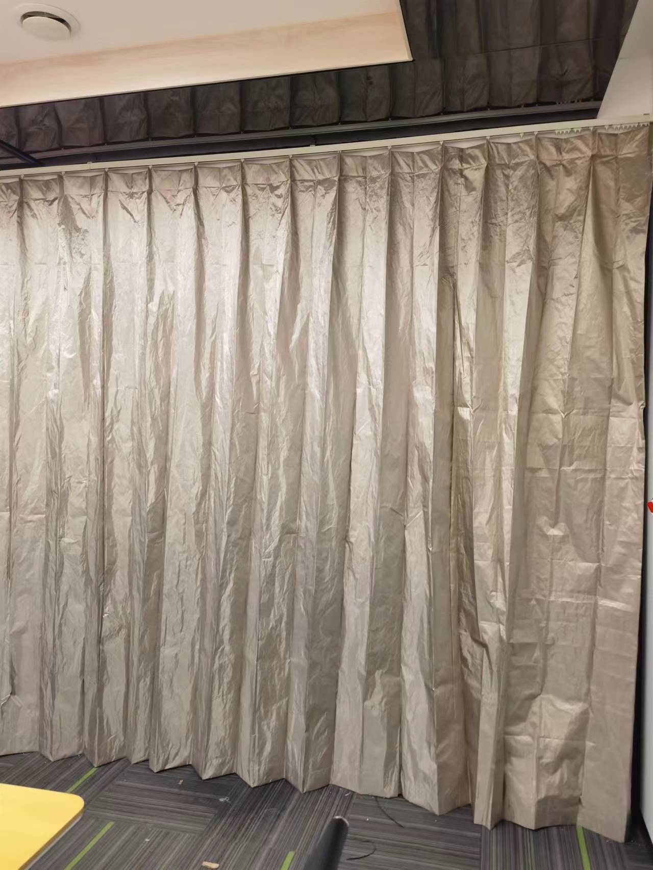 北京电磁屏蔽窗帘定做厂家 鑫艺诚设计 防泄密阻断信号防辐射