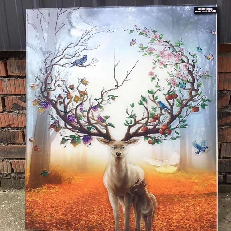 深雕玻璃,艺术玻璃,浮雕玻璃,工艺玻璃,遂宁玻璃雕塑厂家