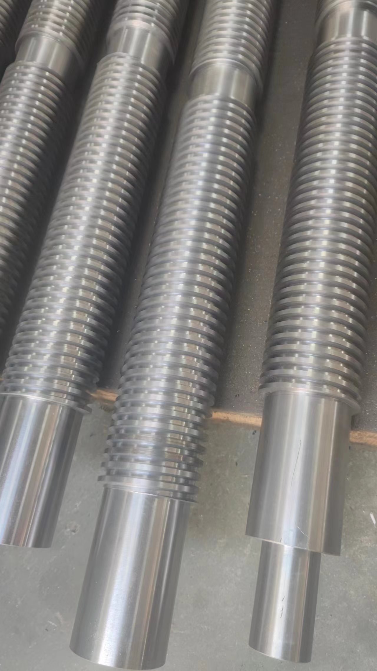 直径80 90 100*20梯形牙丝杆 45钢材质 现车丝杠 光洁度1.0 定做丝杆