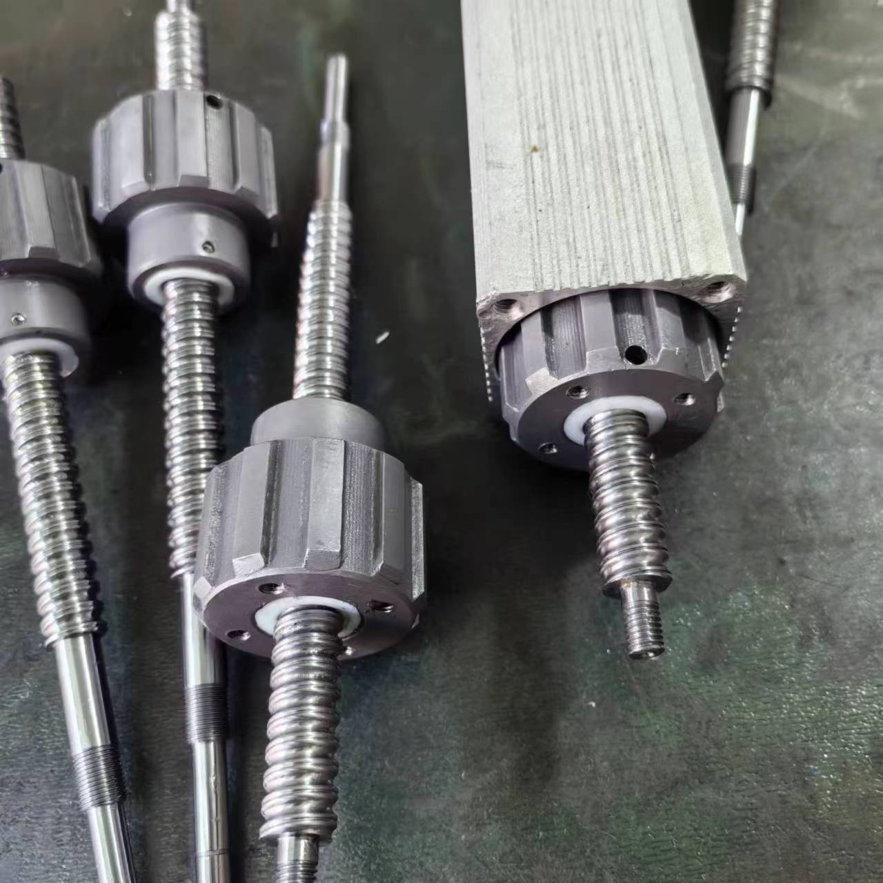 滚珠花键丝杠螺母 1204型号非标定做冷轧丝杠硬度HRC58度按图加工