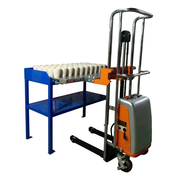 垚鑫科技 电动坩埚放样叉车 可移动 可定制 电叉车