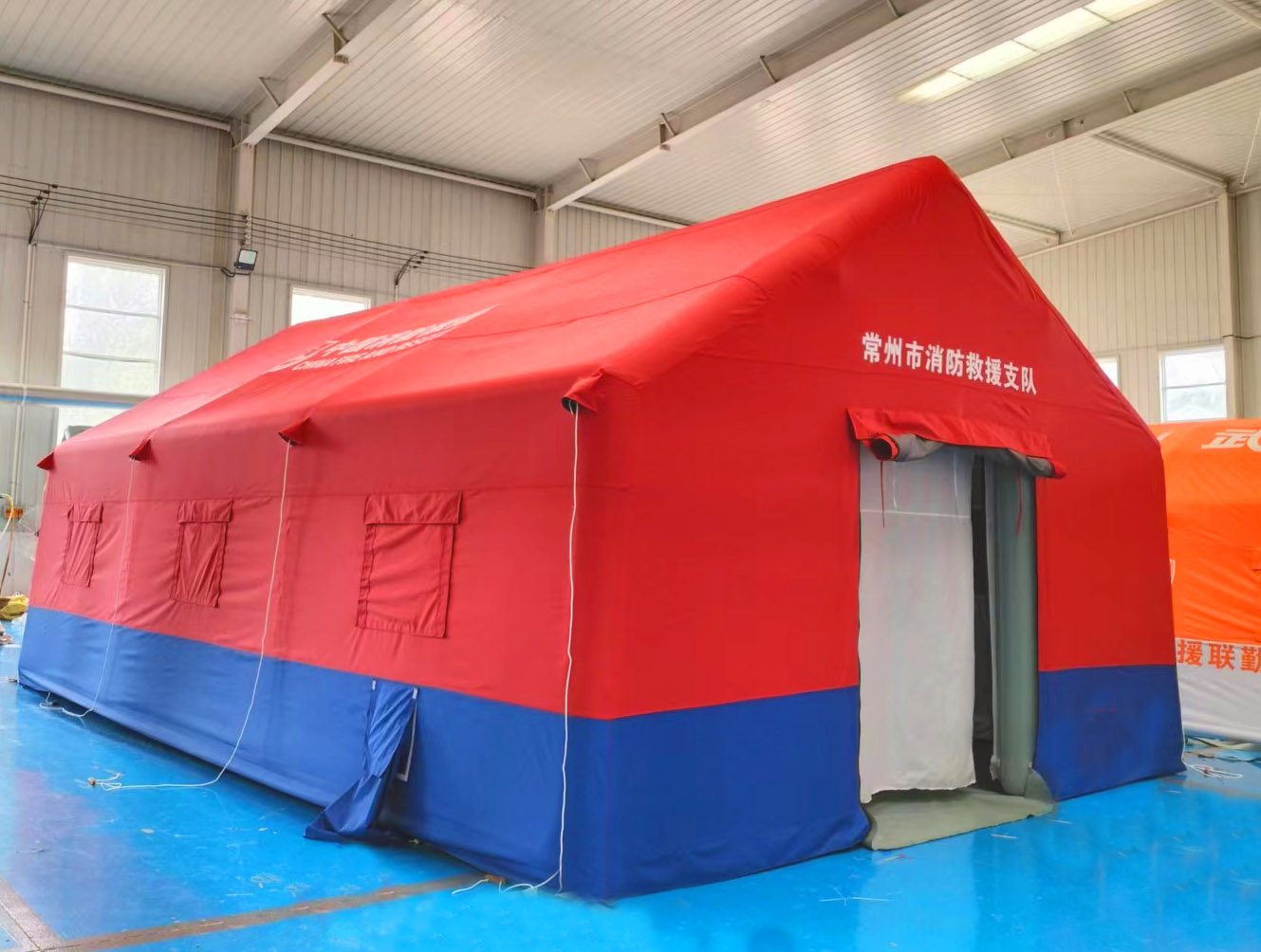 野外蓝天救援充气帐篷户外防风防雨水加厚应急救灾防疫帐篷厂家
