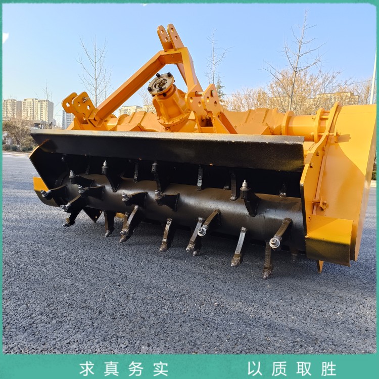 灰土拌和机 拌合宽度2米斯太尔后桥式搅拌机 合金头路拌机