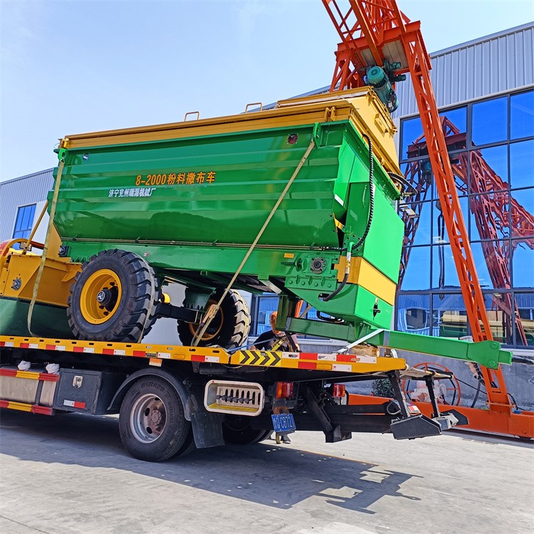 撒布车 牵引式撒灰车 干湿料灰土撒料车 地面铺洒消解灰