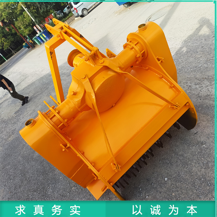 1000型双边传动树根粉碎机 合金刀头树桩破碎机 斯太尔后桥打烂机
