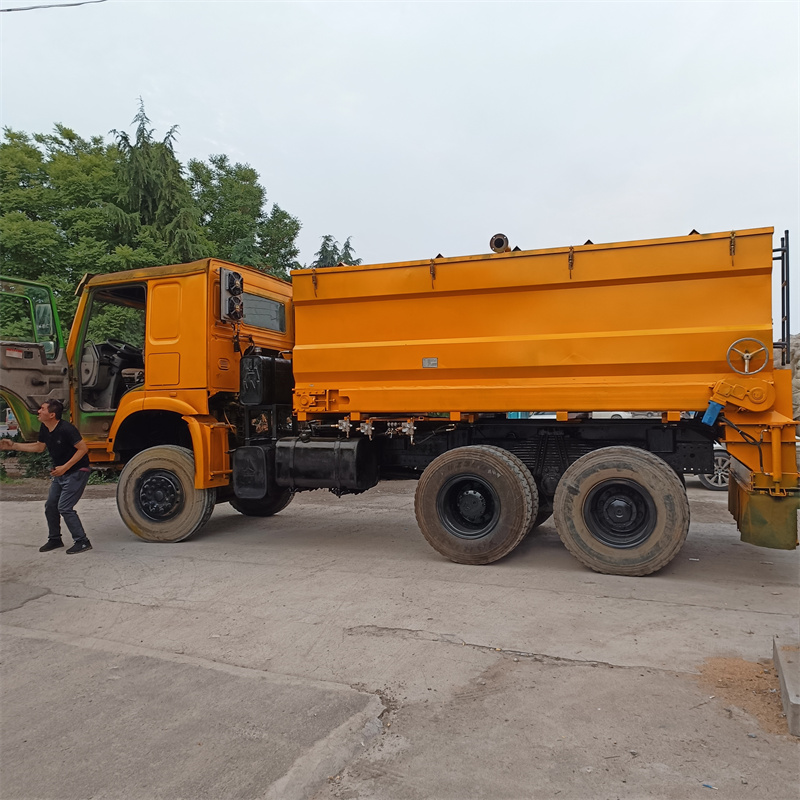 16方工程铺灰用撒布车 市政路面撒料车 液压控制12方撒灰机