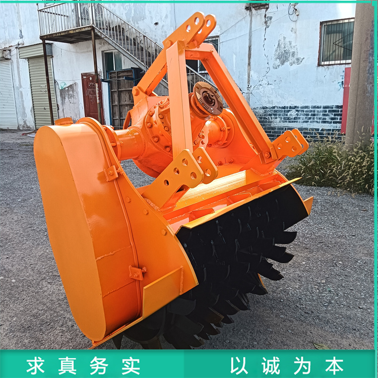 80公分树根破碎机 圆盘式树墩粉碎机 斯太尔后桥牵引式树疙瘩打碎机