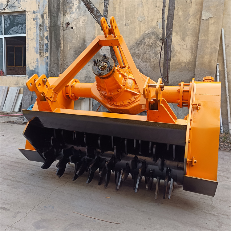 大直径树墩子木桩粉碎机 1.2米牵引式树木打碎机 树枝还田机