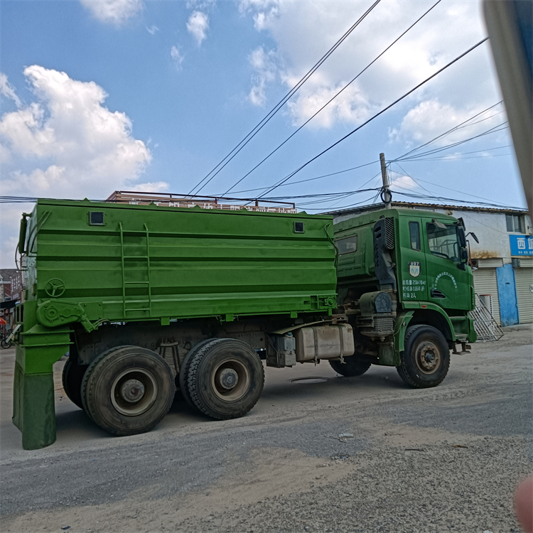 多功能灰料撒灰车 12方工程省人工撒料均匀摊铺车 道路铺灰车