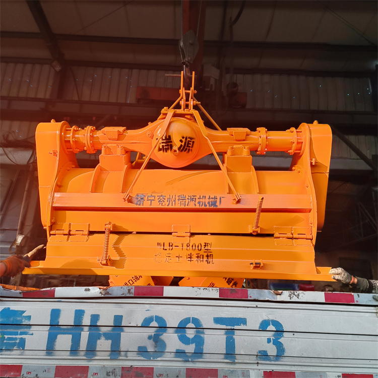 三排链条斯太尔后桥拌合机 加厚箱体旧路翻新路拌机 工程拌灰机