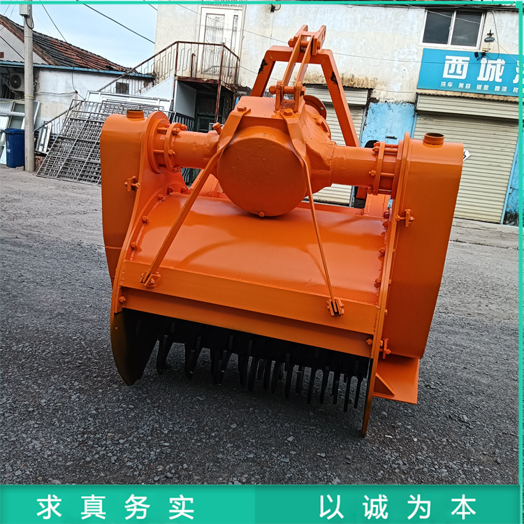 杨树树木粉碎机 白皮松雪松树木破碎机 树墩打碎机 粉树设备