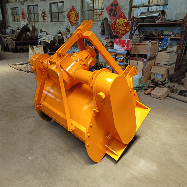 1米树根粉碎机 树疙瘩树木破碎机 杨树墩打碎设备