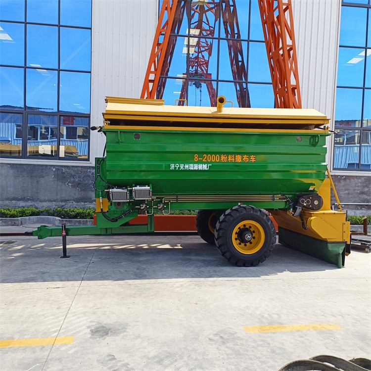 路面撒灰车 高速公路白粉会撒布车 摊铺均匀撒料机