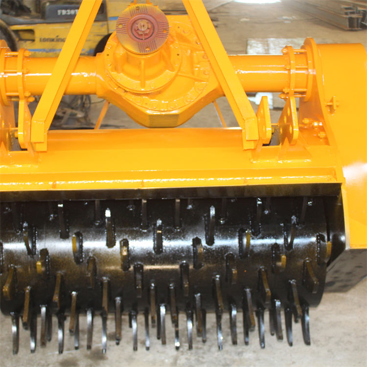 树根粉碎机 果园干湿树墩粉碎设备 使用范围广