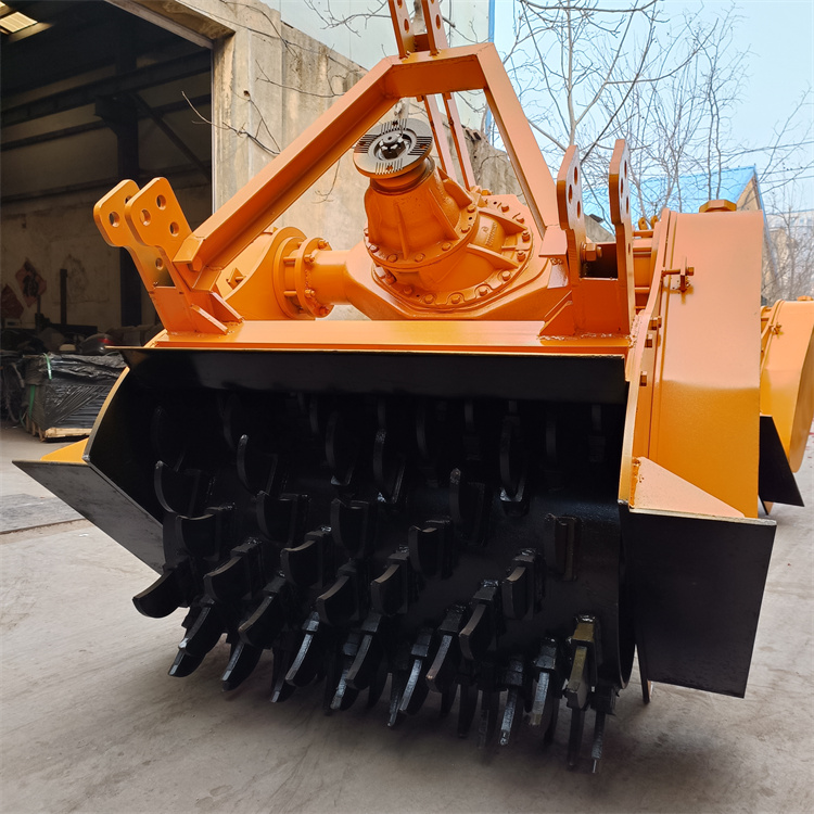 后置树根粉碎机 加粗链条斯太尔后桥树墩破碎机 树疙瘩打碎机