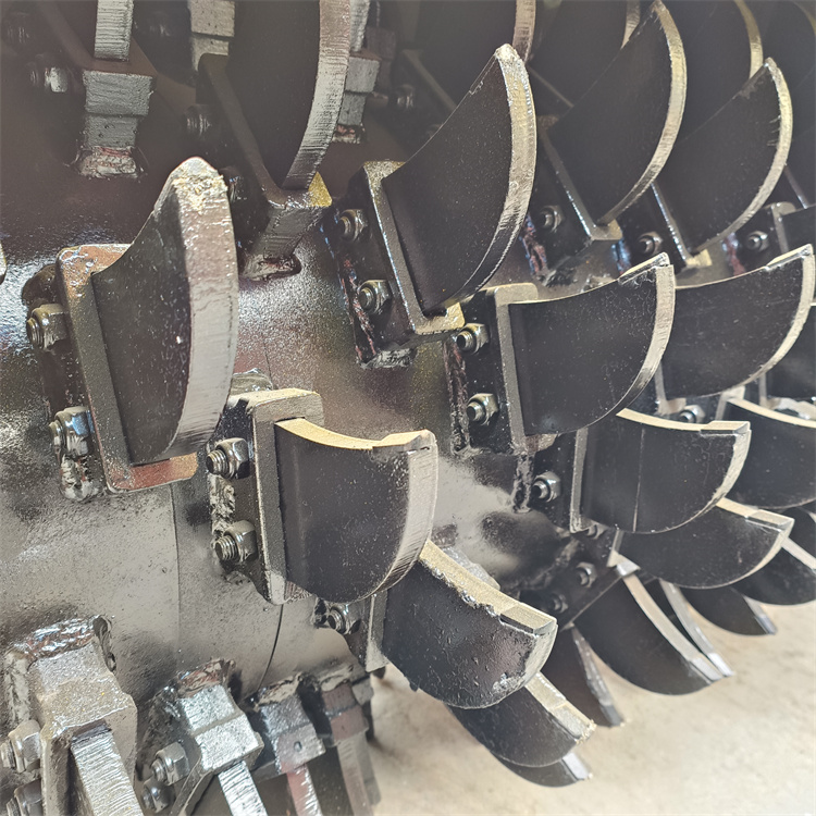 1.2米树根粉碎机 园林树枝打碎机 30公分树墩破碎机