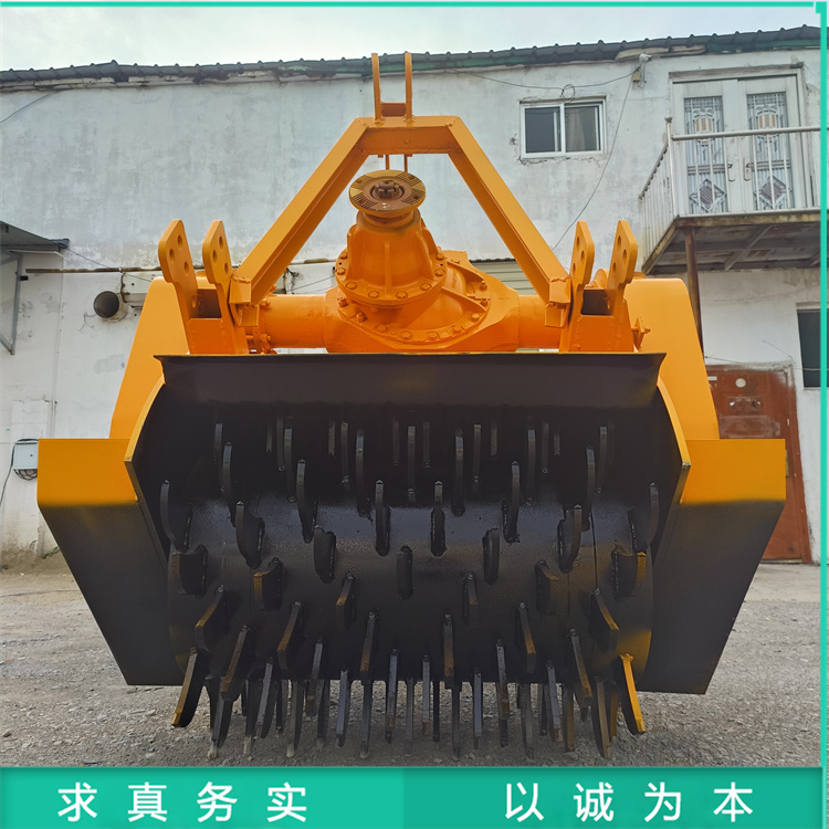 树枝树根打碎机 后桥式带动木桩粉碎机 木材木头树墩破碎机