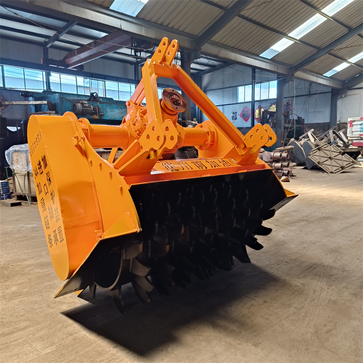 牵引式树根粉碎机 1米宽树墩树桩打树粉碎设备 干湿树疙瘩打碎机