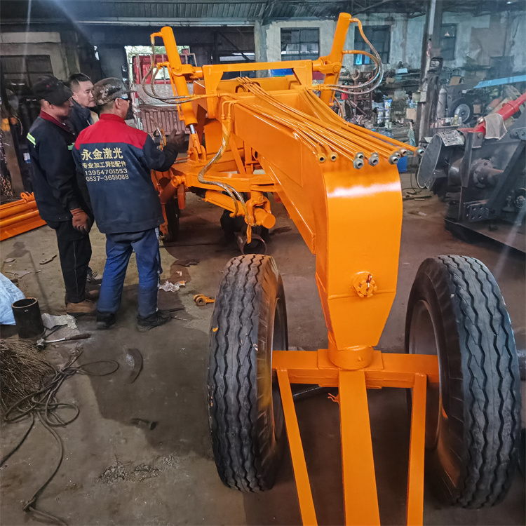 牵引式耕整平地机 公路工程用地平机 自走式后置整平机